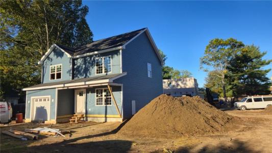 115 Edman Street, Warwick, RI 02886, USA