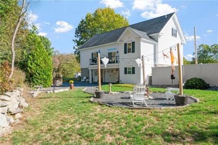313 Grange Road, North Smithfield, Rhode Island 02896
