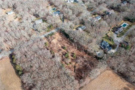 331 Congdon Hill Road, North Kingstown, רוד איילנד 02874, ארצות הברית של אמריקה