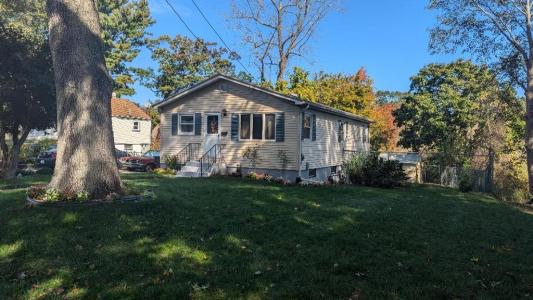 80 Hollywood Avenue, Warwick, RI 02888, USA