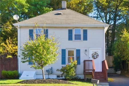 207 Mendon Road, Cumberland, RI 02864, USA