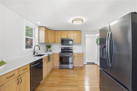 207 Mendon Road, Cumberland, Rhode Island 02864, États-Unis