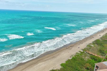 1555 NE Ocean Boulevard 205, Hutchinson House, Stuart, Florida 34996