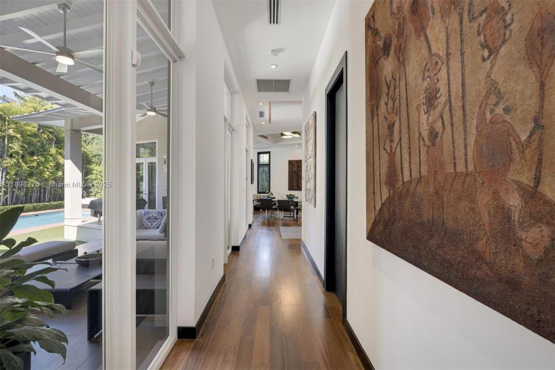 765 Allendale Road, Key Biscayne, Florida 33149, USA