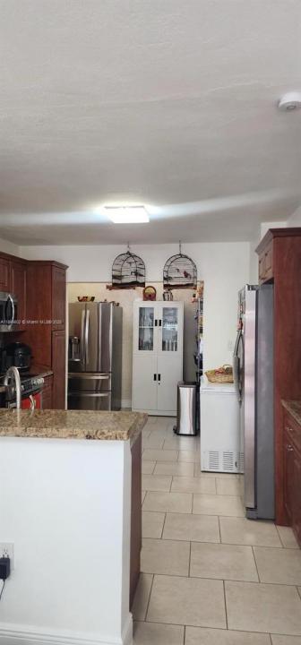 13208 SW 10th Ln, Miami, Florida 33184, Amerika Birleşik Devletleri
