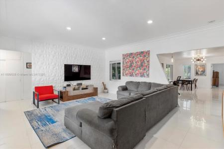 12660 Griffing Blvd, North Miami, Florida 33161, USA