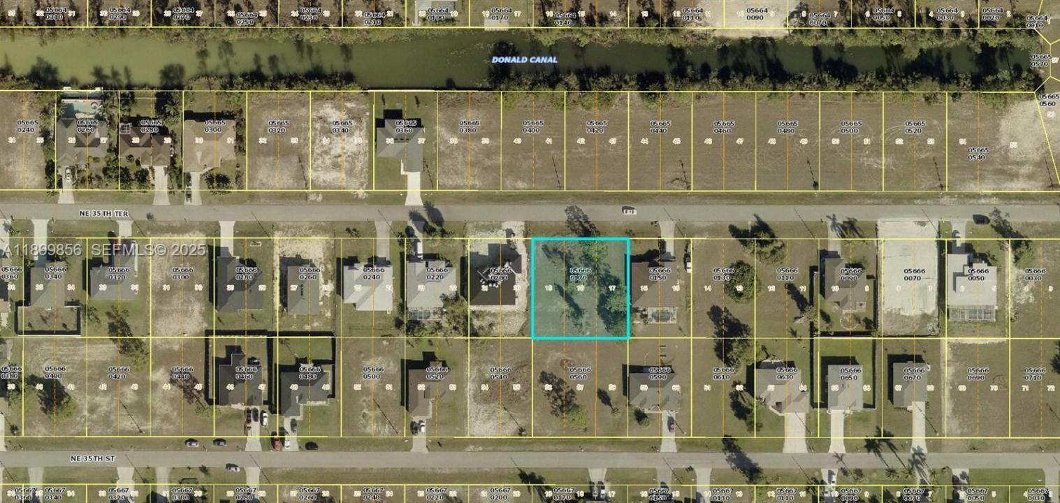 2226 NE 35th Ter, Cape Coral, Floride 33909, États-Unis