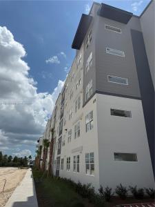 5592 Pga Blvd 124, Orlando, Florida 32839, Estados Unidos