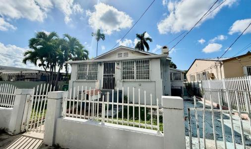 2228 SW 2nd St, Miami, Florida 33135, USA
