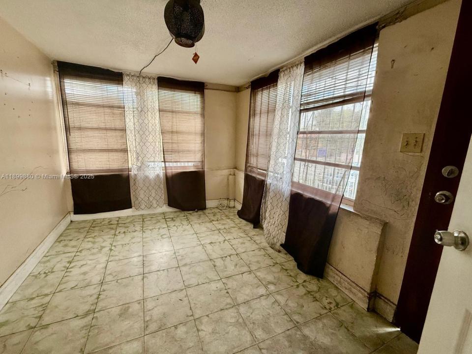 2228 SW 2nd St, Miami, Florida 33135