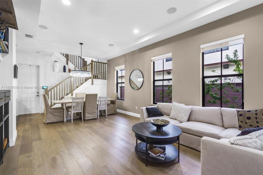 8449 NW 51st Ter, Doral, Floride 33166, États-Unis