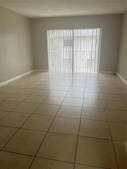 7330 SW 82nd St B217, Miami, Floride 33143, États-Unis