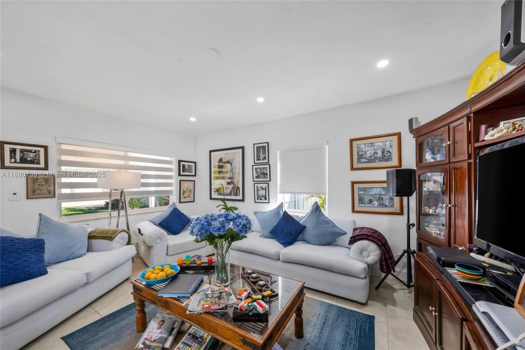 1980 NE 173rd St, North Miami Beach, Florida 33162