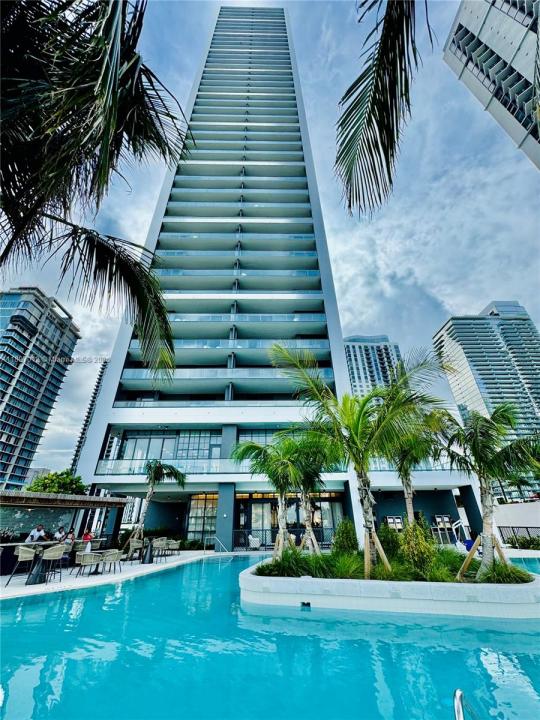 159 NE 6th St 4314, Miami, Florida 33132, Estados Unidos