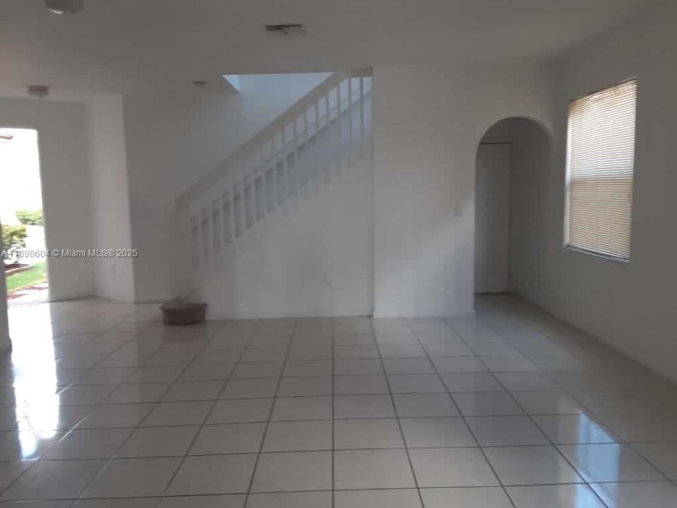 3760 NE 9th Ct, Homestead, Florida 33033