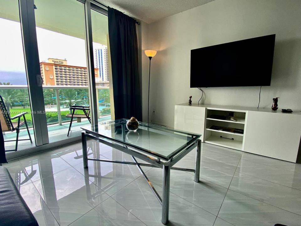 19370 Collins Ave 415, Sunny Isles Beach, Flórida 33160, Estados Unidos
