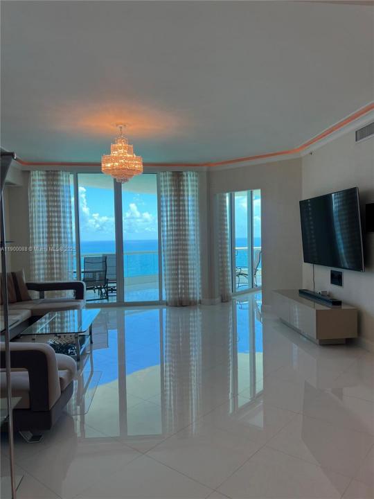 16051 Collins Ave 3001, Sunny Isles Beach, 佛罗里达州 33160, 美国