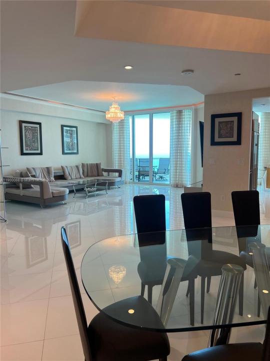 16051 Collins Ave 3001, Sunny Isles Beach, 佛罗里达州 33160, 美国