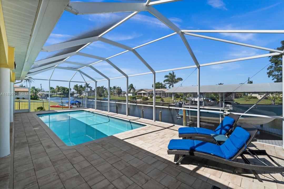 211 SE 37th Lane, Cape Coral, Floride 33904, États-Unis