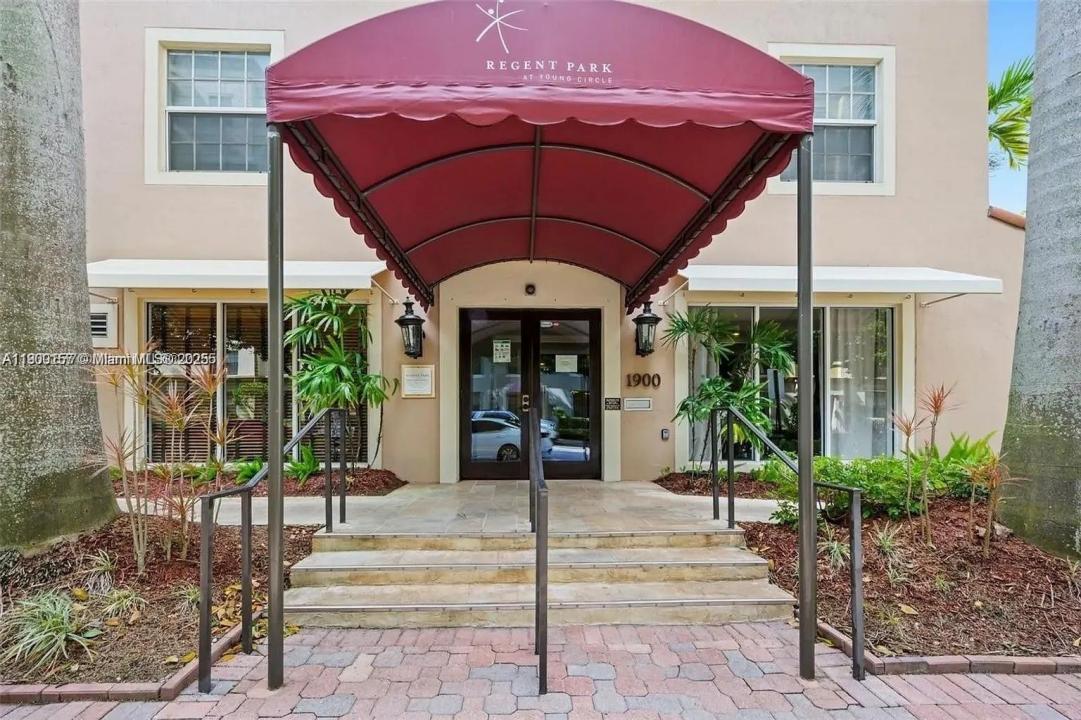 1900 Van Buren St 206B, Hollywood, Florida 33020, Estados Unidos