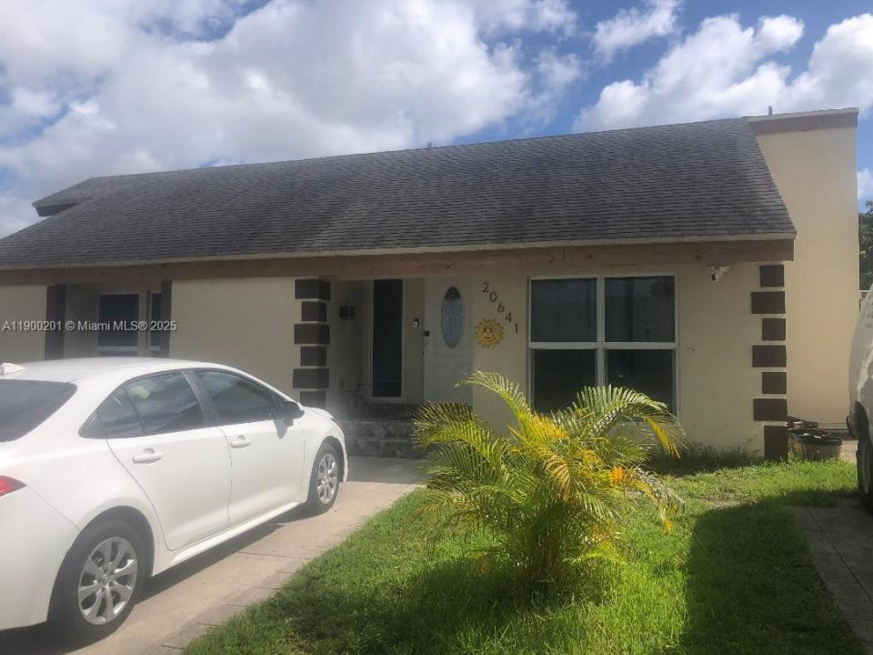 Miami, Florida 33177