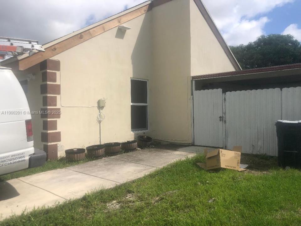 Miami, Florida 33177