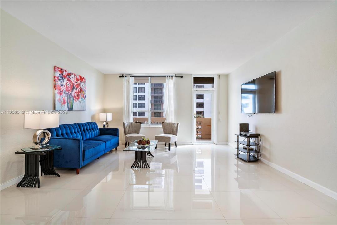 10185 Collins Ave 515, Bal Harbour, Florida 33154, Stati Uniti