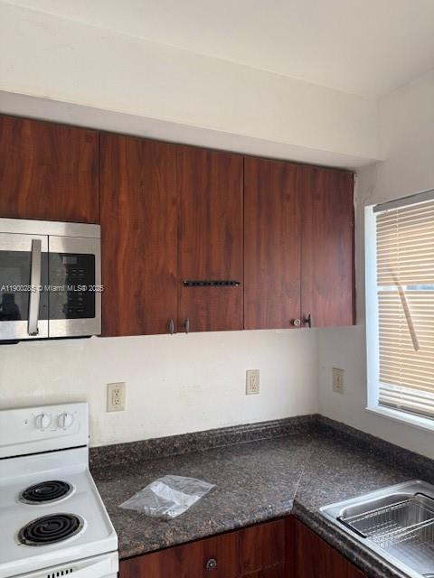 8430 NW 2 8430, Miami, Florida 33150, HOA KỲ