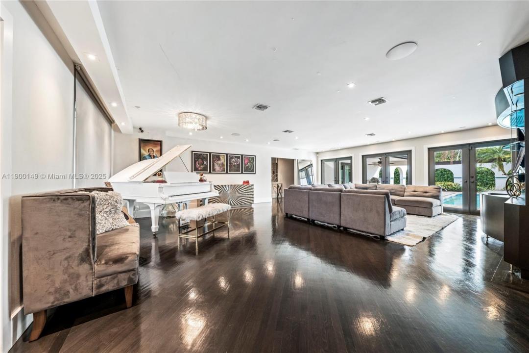 5820 Palm Tree Rd, Plantation, Florida 33317, Estados Unidos