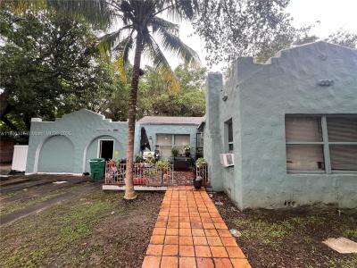 1361 NW 32nd St, Miami, Florida 33142, USA