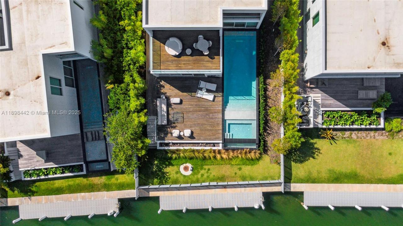 1031 W 48th St 6, Miami Beach, Florida 33140