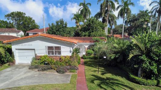 2711 Red Rd, Coral Gables, Florida 33155, USA