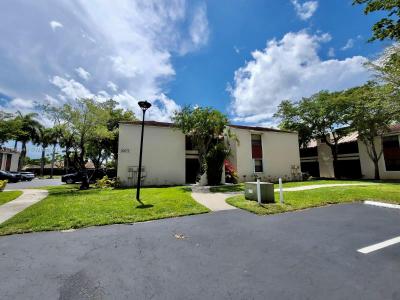 20075 NE 3rd Ct 4, Miami, Florida 33179, USA