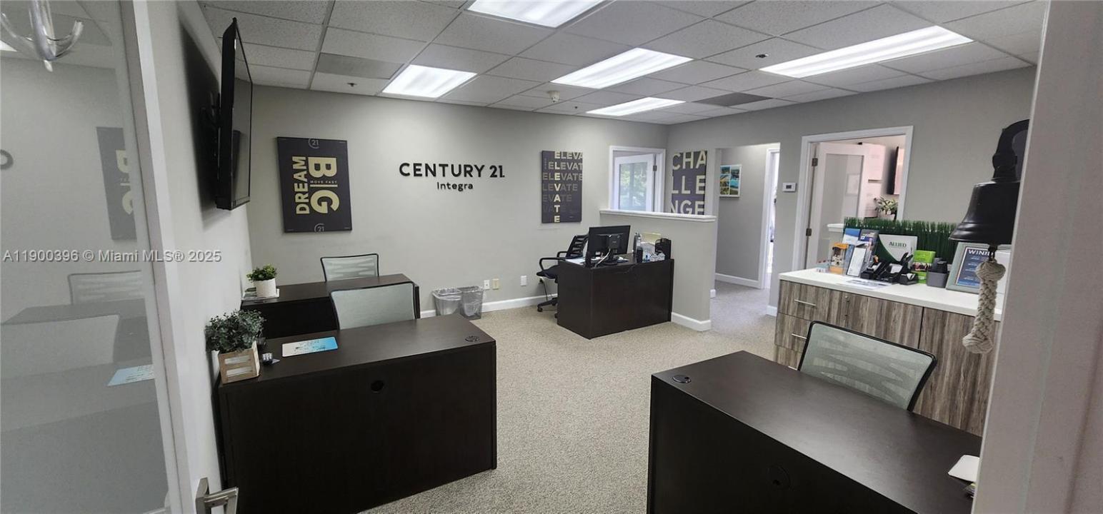 9050 Pines Blvd 386, Pembroke Pines, Флорида 33024, Соединенные Штаты