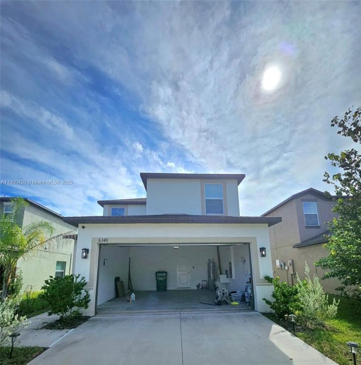 6346 Black Forty Loop, Zephyrhills, Florida 33541, Estados Unidos