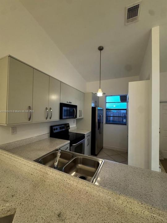 6728 NW 188th Ter 0, Hialeah, Florida 33015, Estados Unidos