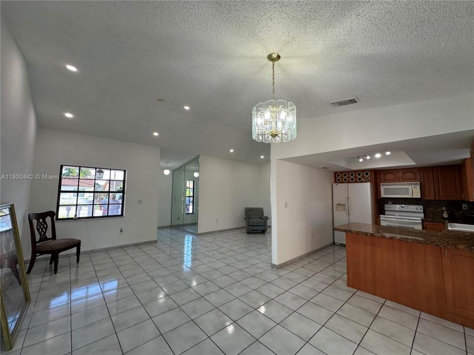 10075 NW 129th Ter n/a, Hialeah Gardens, Florida 33018, Estados Unidos