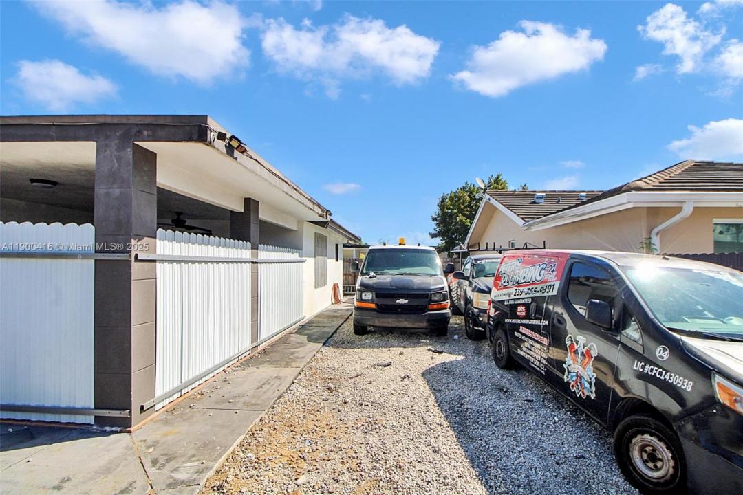 14880 SW 56th Ter, Miami, Florida 33193, USA