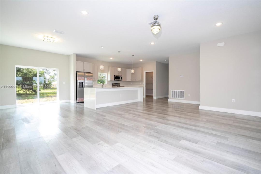 7916 GRANADA ROAD, Sebring, Florida 33876