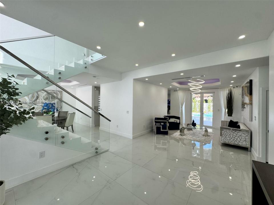 8521 NW 162nd St, Miami Lakes, 佛羅里達州 33016, 美國