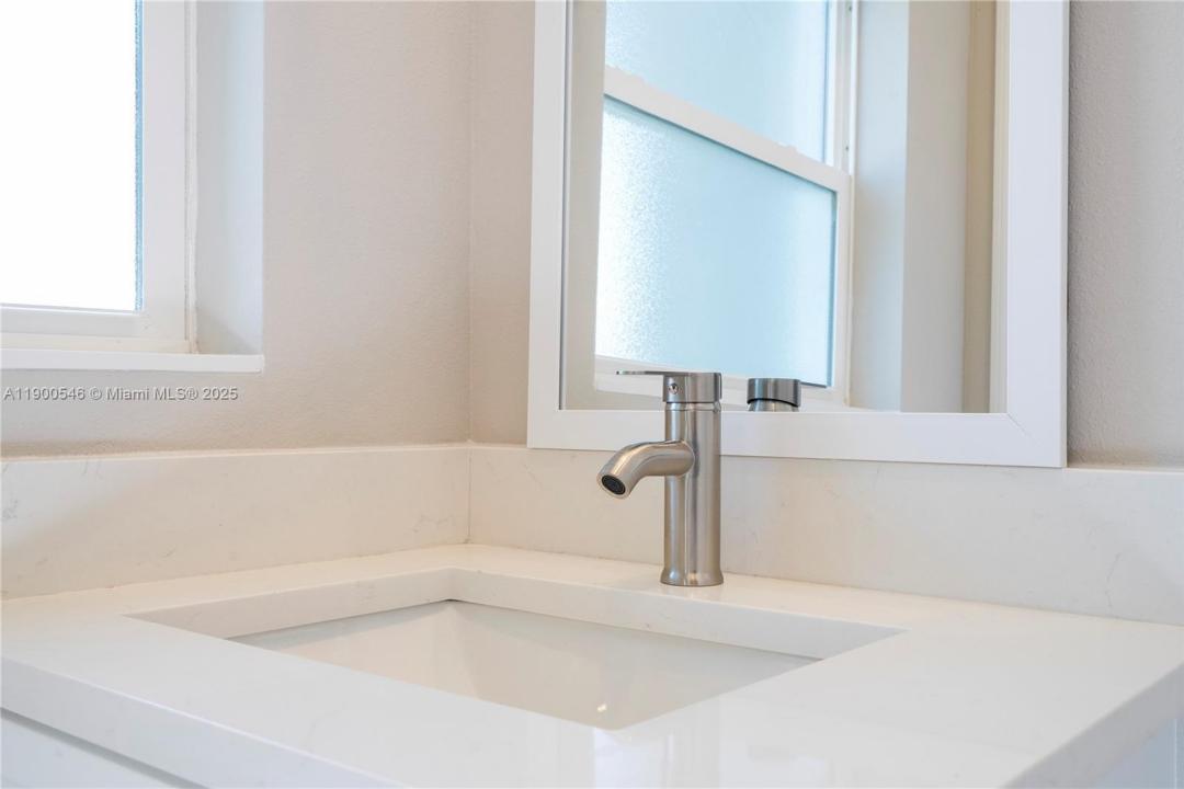 357 COSTA BRAVO DRIVE, Sebring, Florida 33876