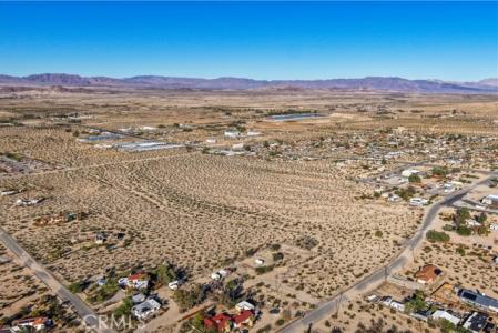Samarkand Drive, 29 Palms, California 92277, Stati Uniti