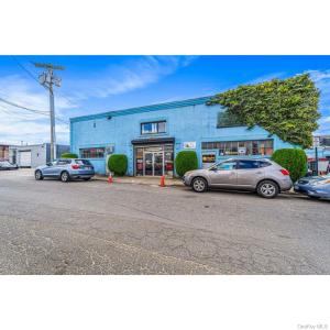 75 Windsor Avenue, North Hempstead, ニューヨーク 11501, アメリカ合衆国