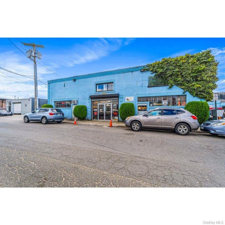 75 Windsor Avenue, North Hempstead, ニューヨーク 11501, アメリカ合衆国