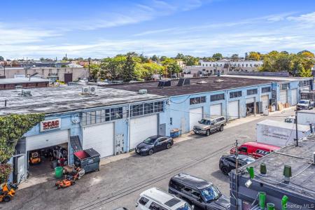 75 Windsor Avenue, North Hempstead, ニューヨーク 11501, アメリカ合衆国