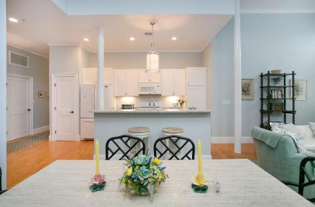 32 Carey Street 2C, Newport, Rhode Island 02840, États-Unis