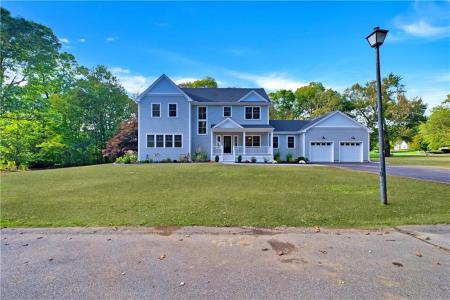 197 Church Pond Drive, Tiverton, Rhode Island 02878, USA
