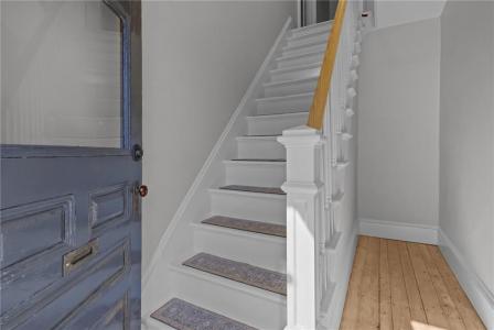 243 Maple Avenue 2, Barrington, Род Айленд 02806, Соединенные Штаты
