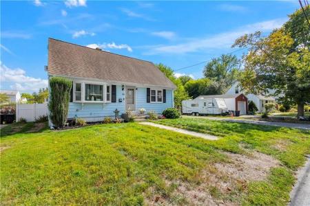 46 Auburn Avenue, Johnston, Rhode Island 02919, États-Unis