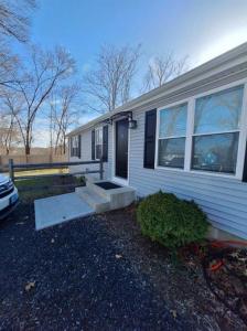 8 Deluca Street A, Johnston, Rhode Island 02919, Estados Unidos